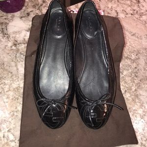 😍Authentic GUCCI Black Patent Leather Flats